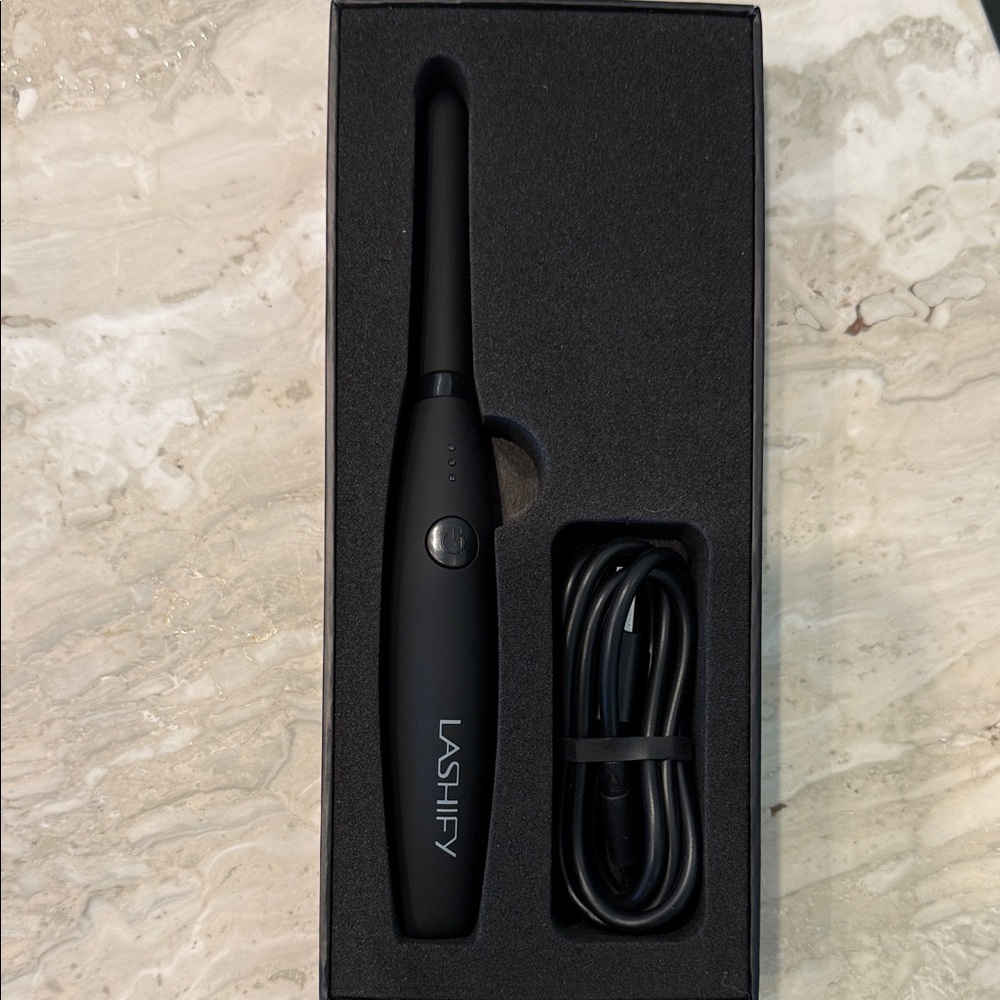 LASHIFY Lashicurl Heated Lash Curler